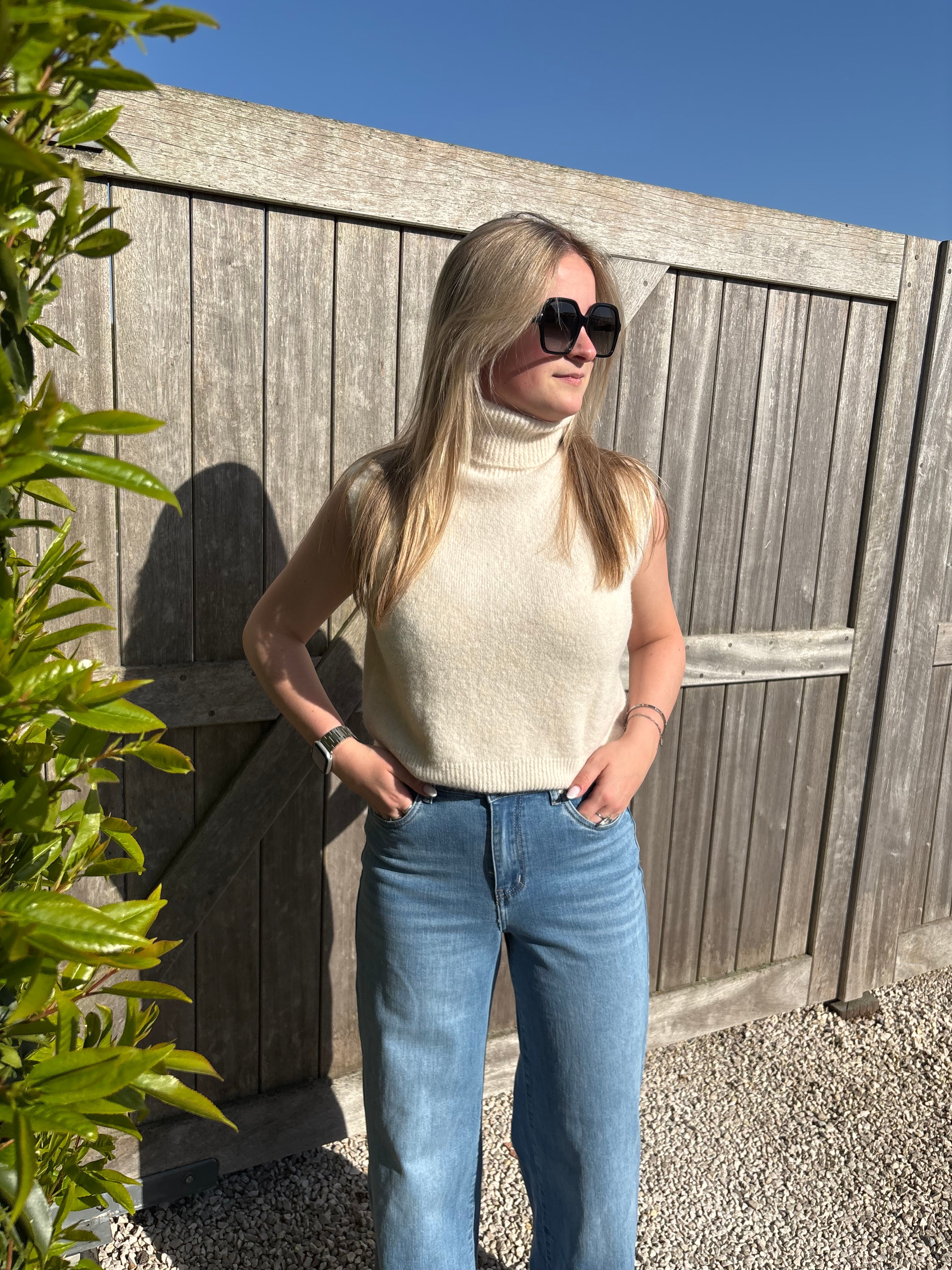 Daniella Sleeveless Turtleneck - Ecru