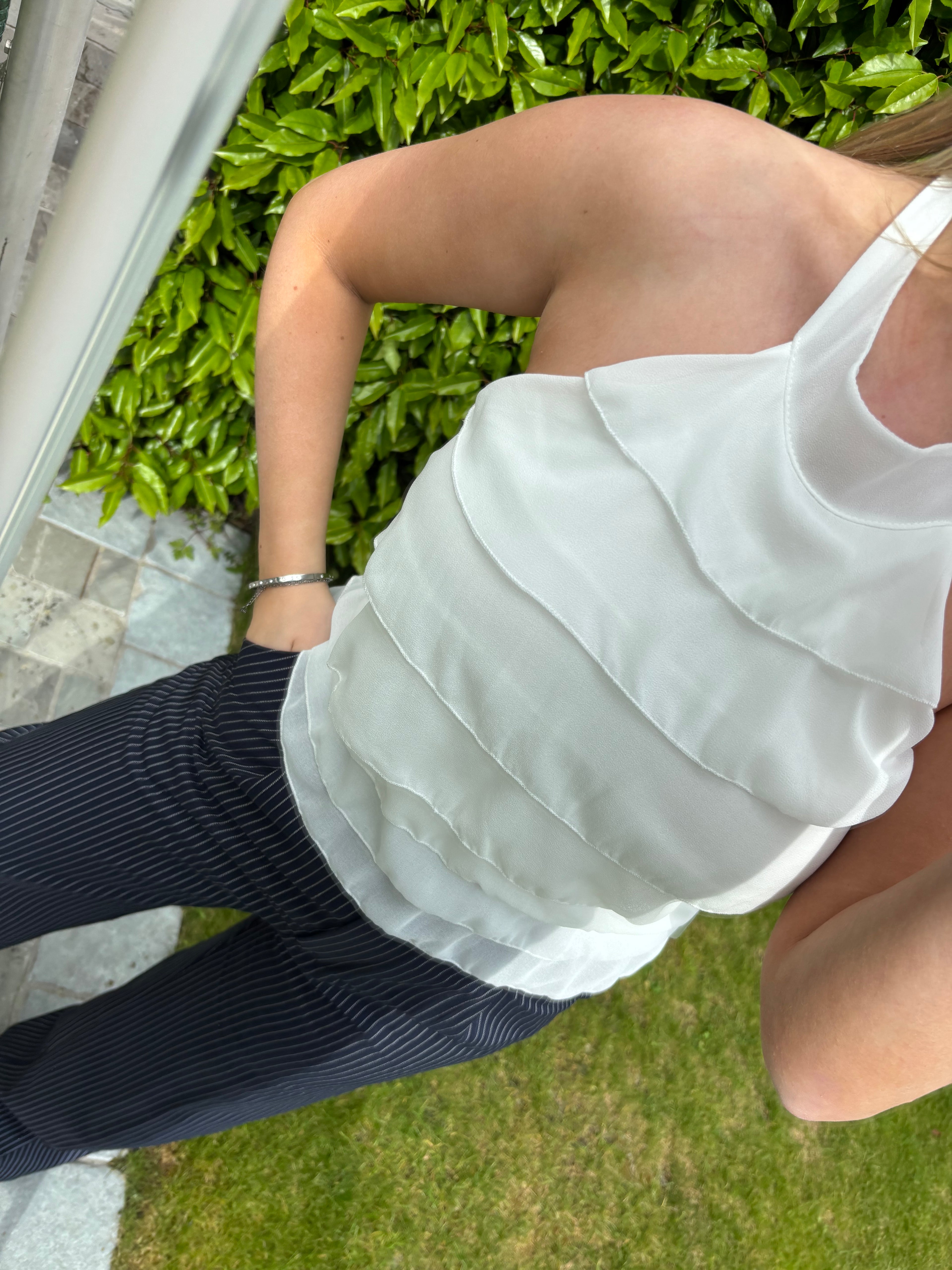 Noor Top With Ruffles - White