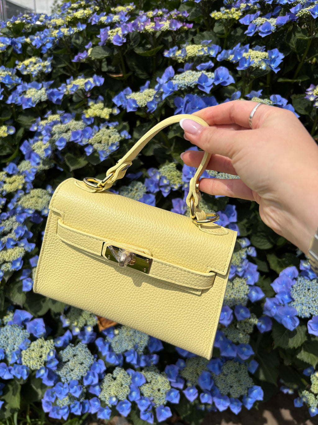Romy Handbag - Yellow