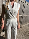 Bisou Sleeveless Blazer - White