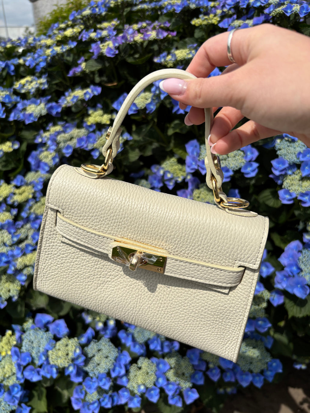 Romy Handbag - Ecru